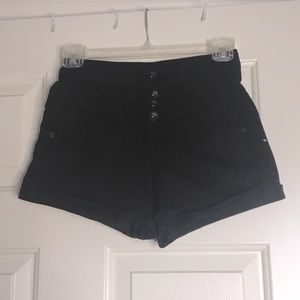 Black heart High-Waisted Cuffed Black Shorts